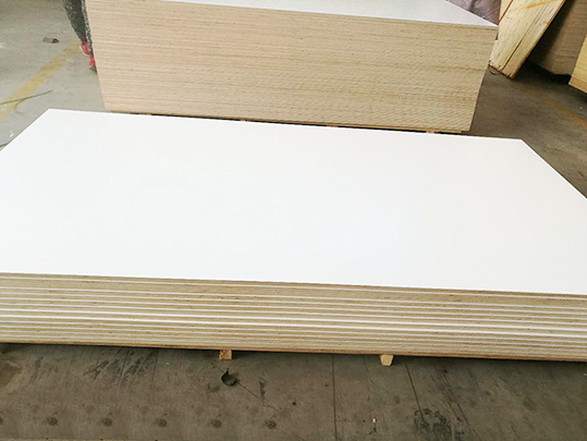 4 實木多層家具板.jpg